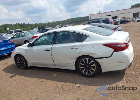 2018 Nissan Altima 2.5 Sv z USA, uszkodzony, nr VIN 1N4AL3AP6JC222007